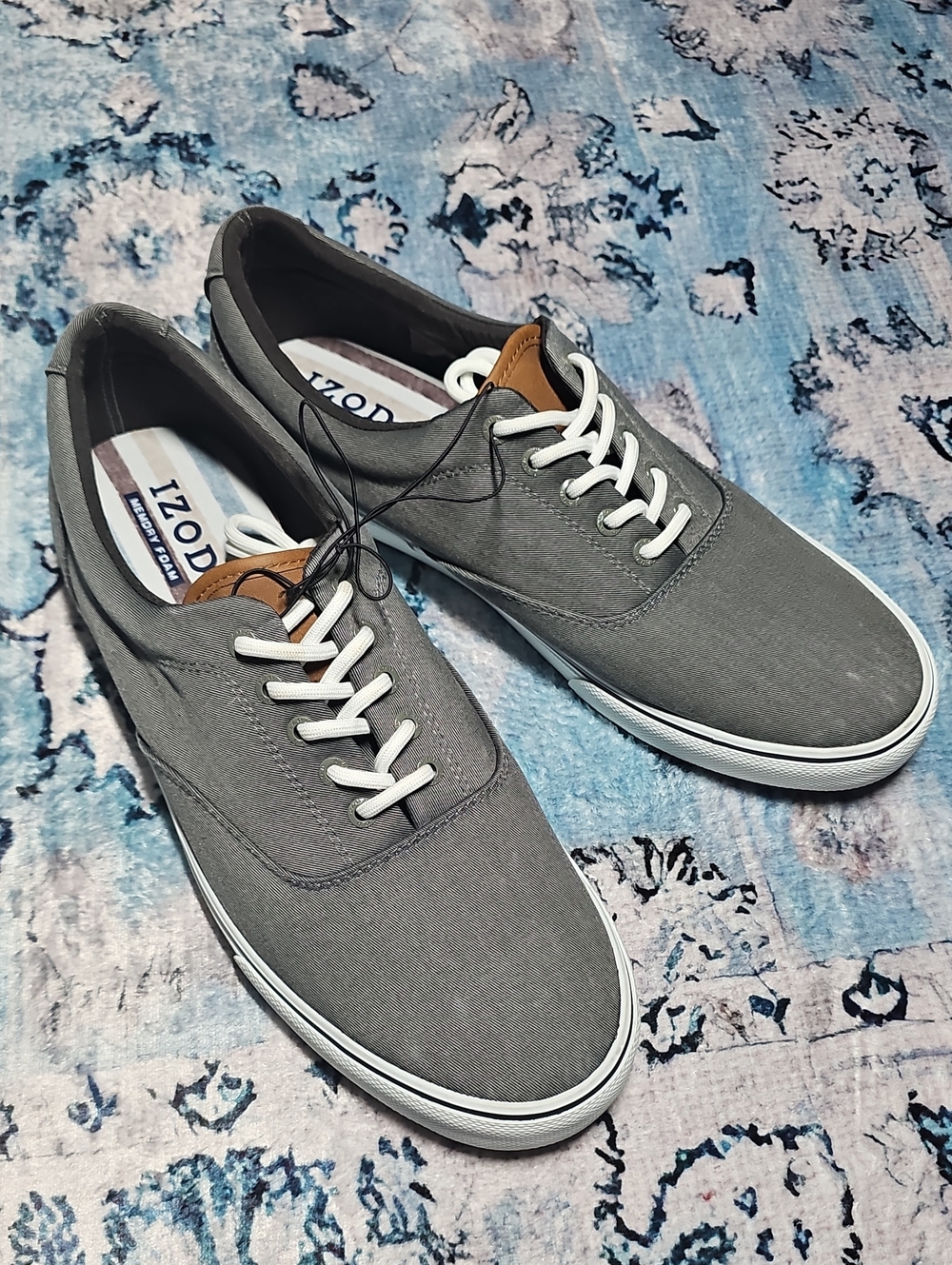 Izod Gray Canvas Sneakers with White Laces
